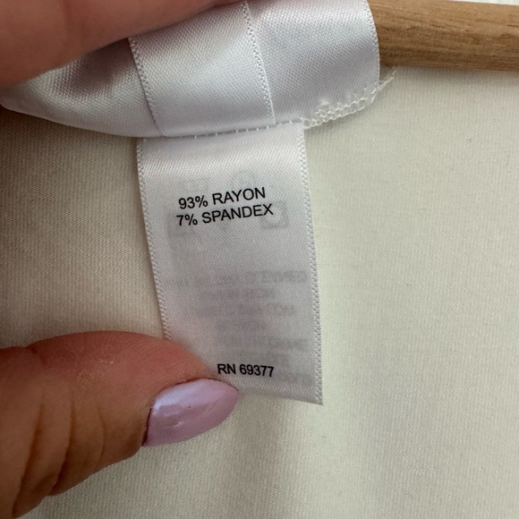 Chico’s Scoop Ne k Tank Top - Picture 5 of 5